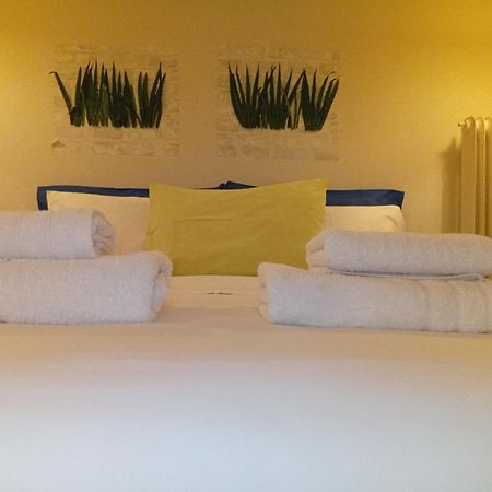 Filopappou Decent Apartment Athens Luaran gambar