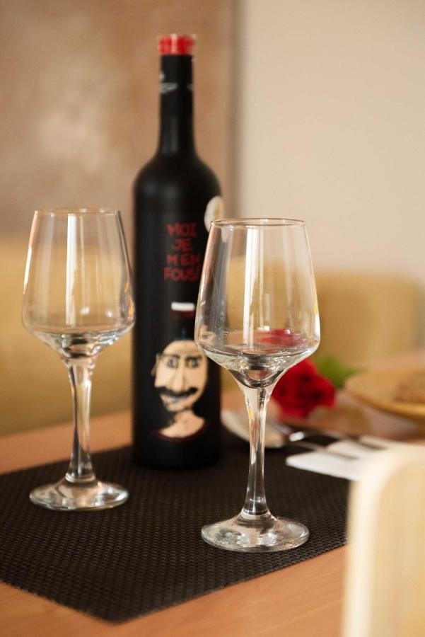 Filopappou Decent Apartment Athens Luaran gambar