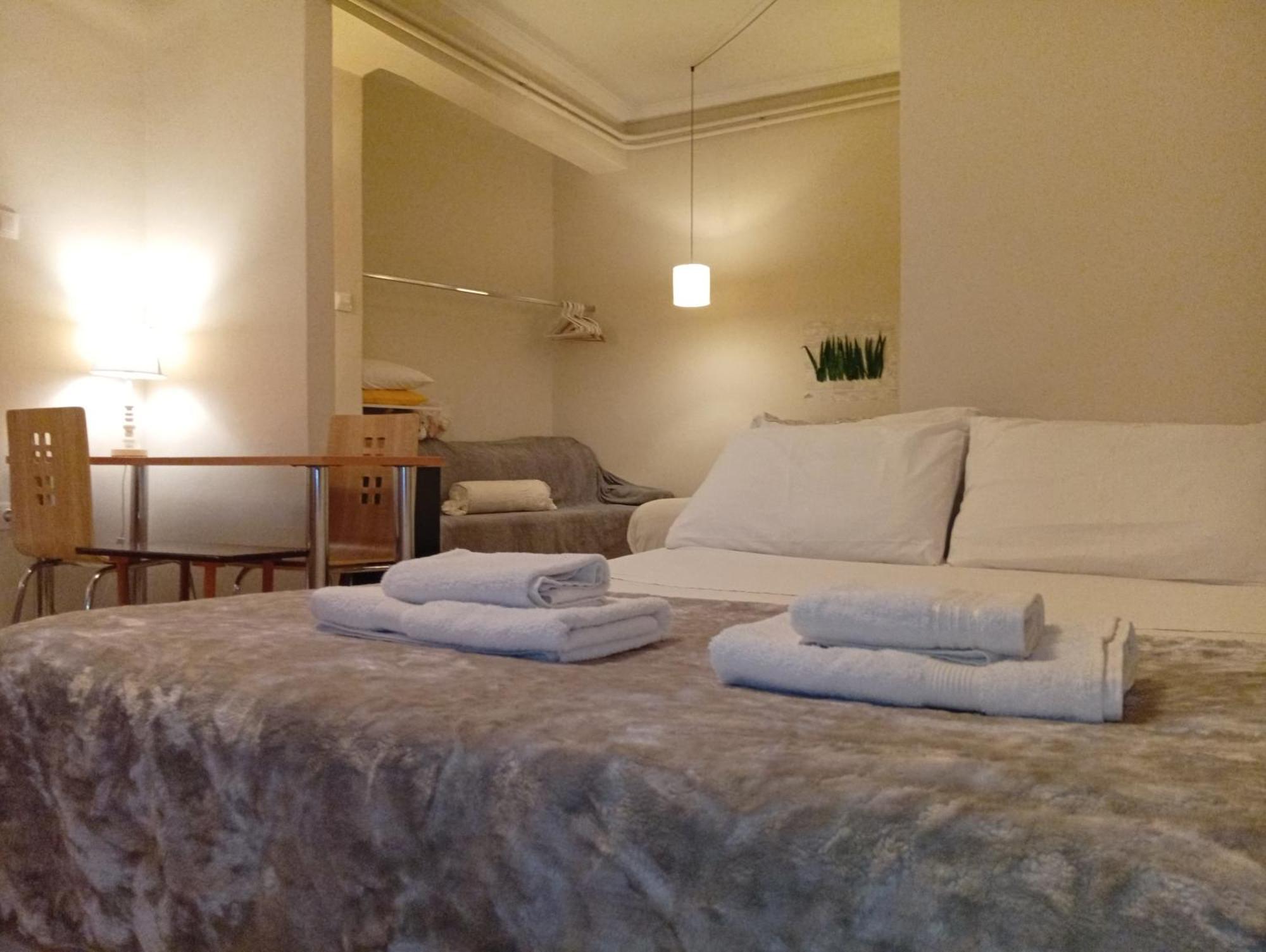 Filopappou Decent Apartment Athens Luaran gambar