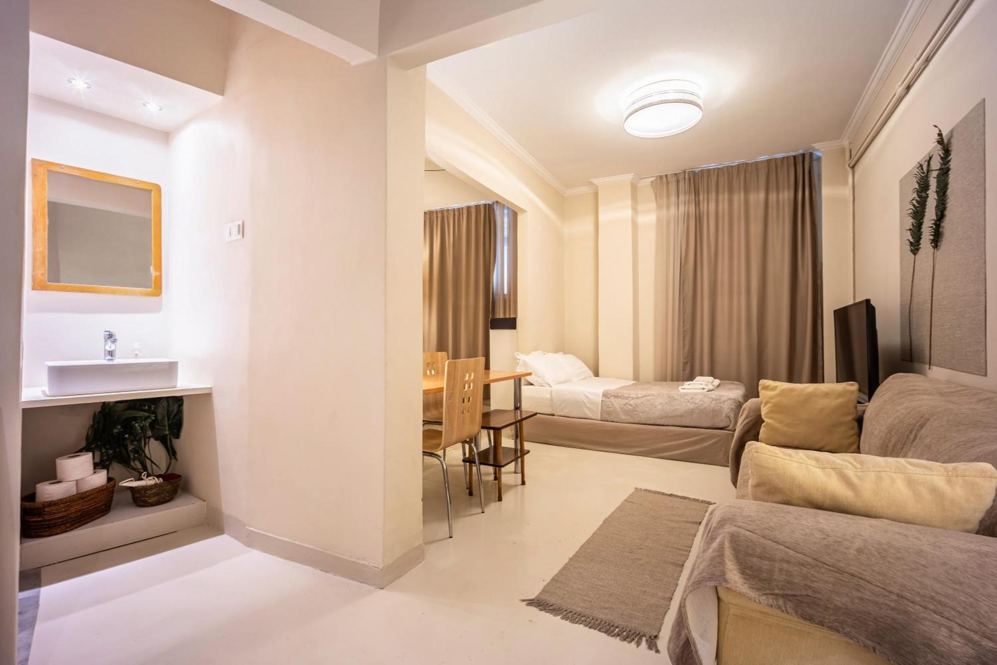 Filopappou Decent Apartment Athens Luaran gambar